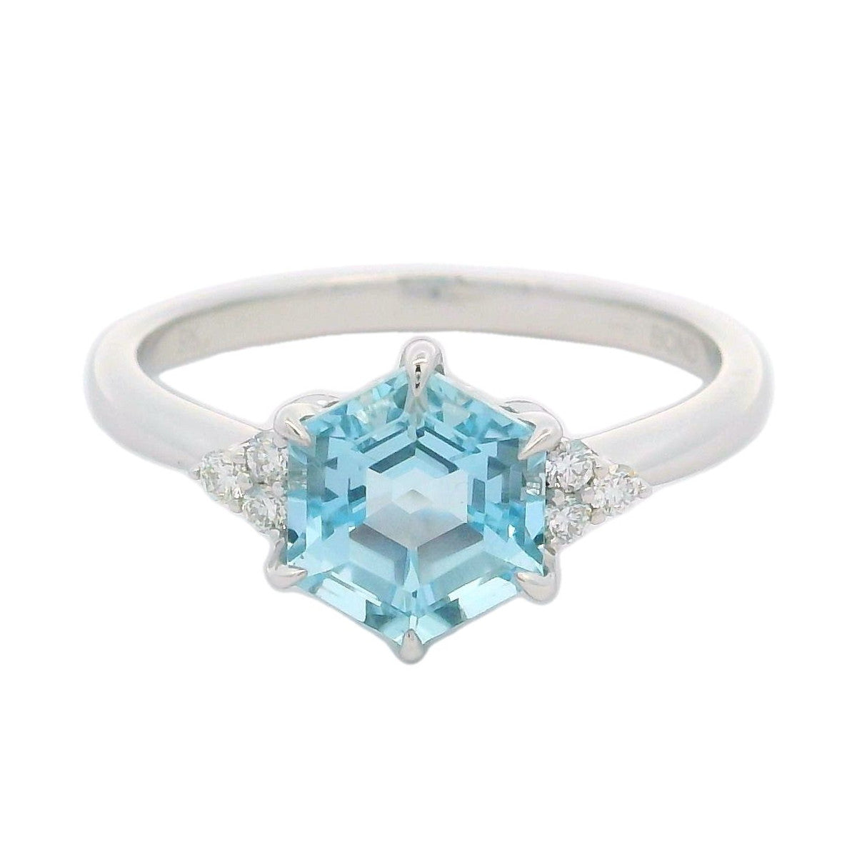 9Ct White Gold Aquamarine And Diamond Ring