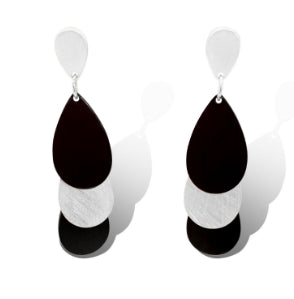 Ovale Tear Drop Black And Silver Earrings